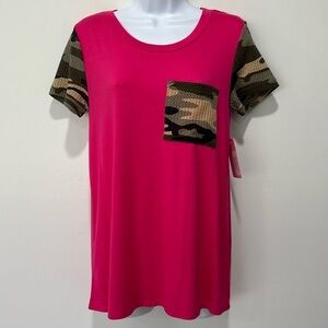 Camo pocket pink t-shirt